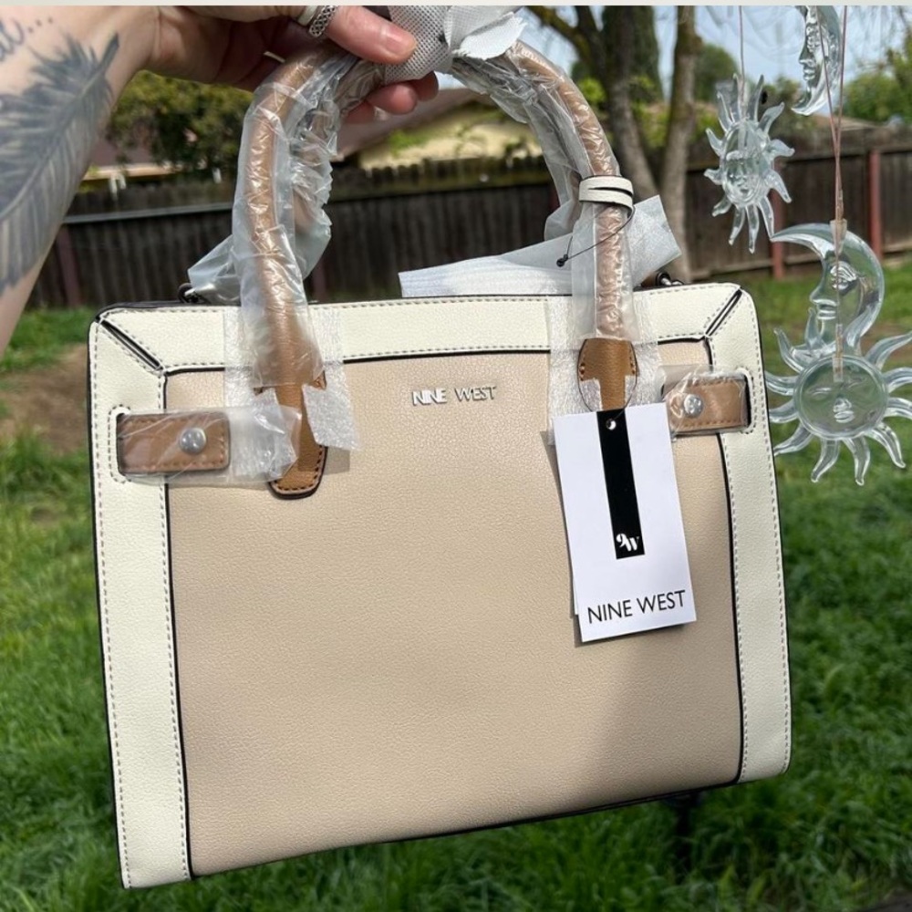 Nine West Beige and White Women's Handbag